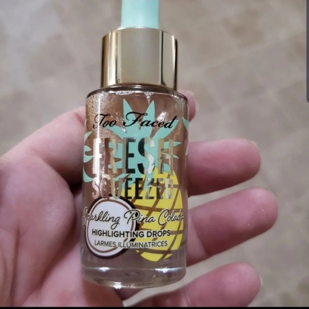 ๐ Too Faced Highlighting Drops Pineapple ๐ - Picture 3 of 6